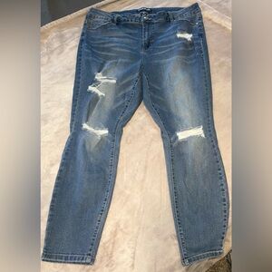 Trendy Distressed Skinny Jeans